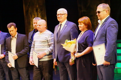 Чествование лучших работников агропромышленного комплекса Приангарья прошло в Иркутском музыкальном театре  
